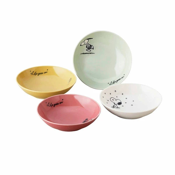 Snoopy 4pc of Colorful Bowl Plates 18cm