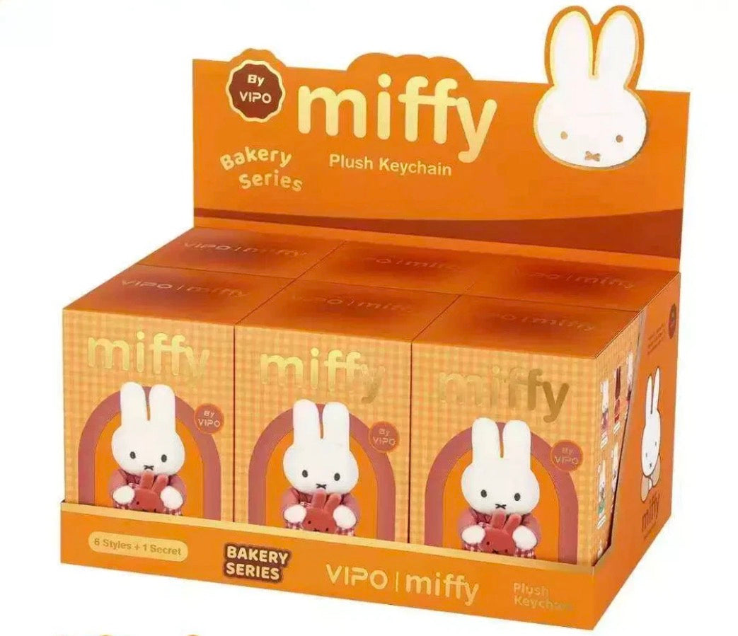 Vipo X Miffy Bakery Series Plush Keychain Blind Box (S-1)
