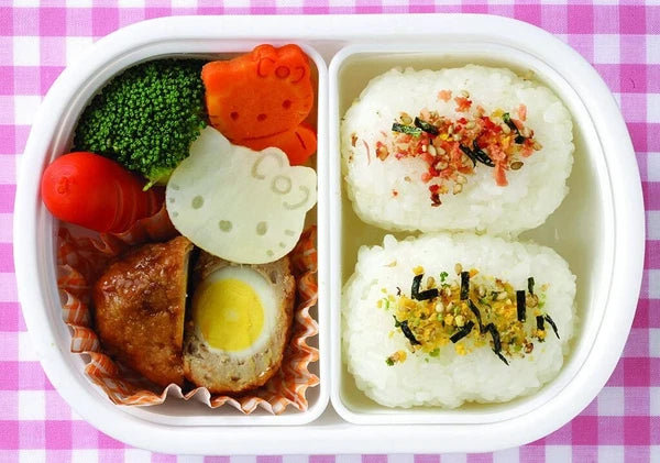 Hello Kitty Vegetable and Cookie Cutter (C-1)