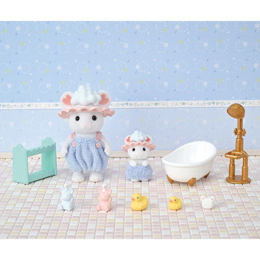Sylvanian Families Calico Critters - Marshmallow Mouse Bath Time Set (S-4)