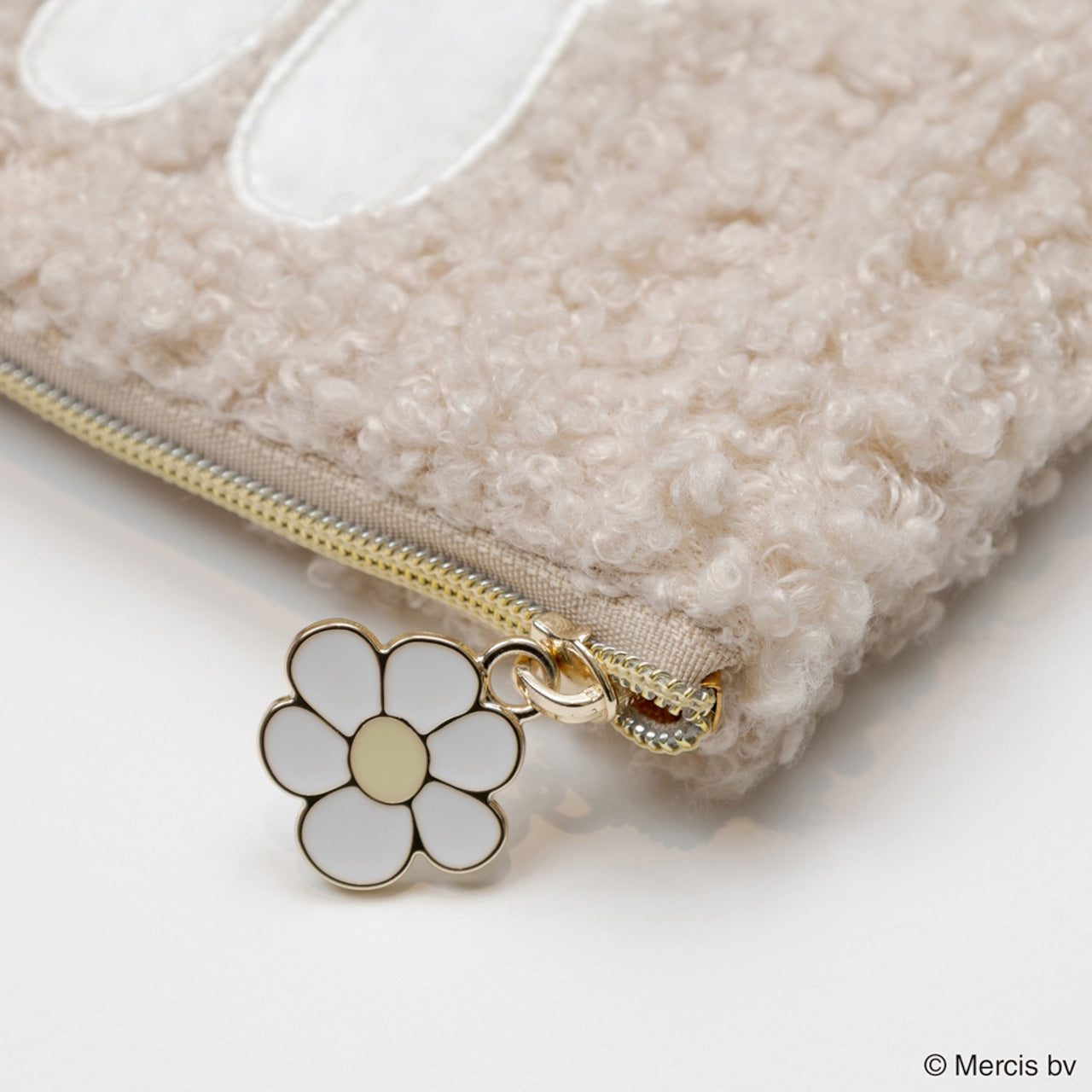 Miffy Boa Mini Flat Pouch (C-4)