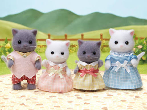 Sylvanian Families Calico Critters -  Persian Cat Family (S-5)