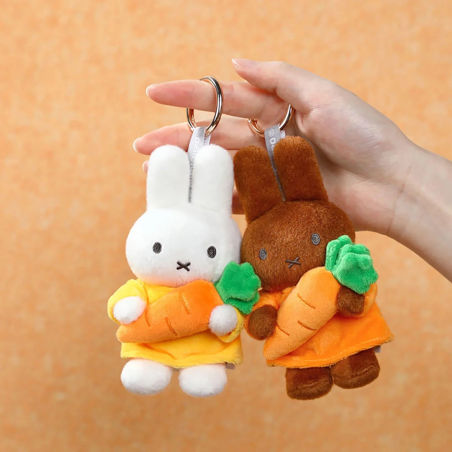 Vipo Miffy Hugging Series Plush Pendant (S-1)
