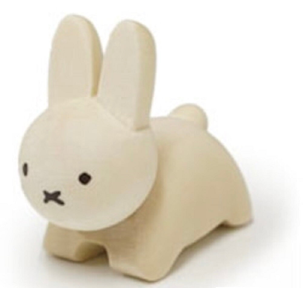 Miffy Wooden Chopstick Rest (S-1)