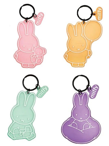 Miffy Mat Acrylic Keychain (C-4)