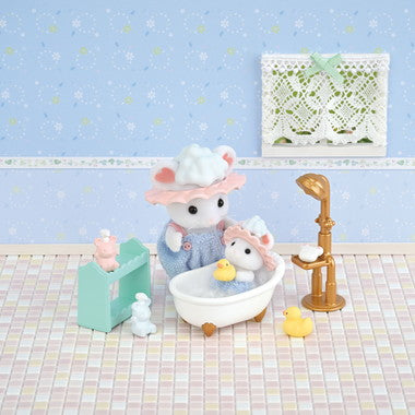 Sylvanian Families Calico Critters - Marshmallow Mouse Bath Time Set (S-4)
